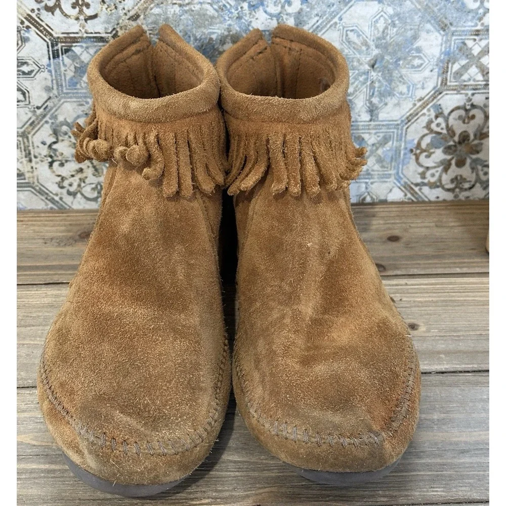 Minnetonka Suede Ankle Moccasins Native BOHO Women's 9.5 Aztec